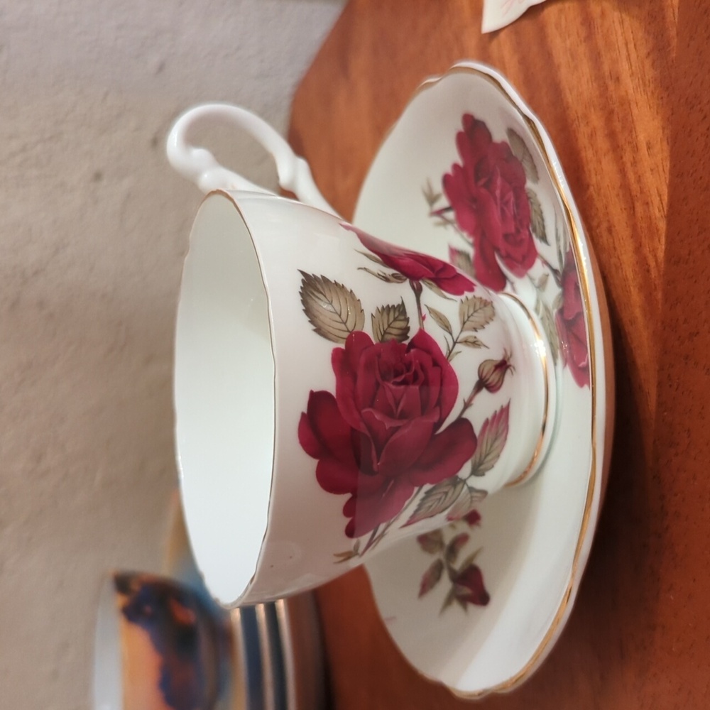 Vintage Royal Ascot teacup and saucer.